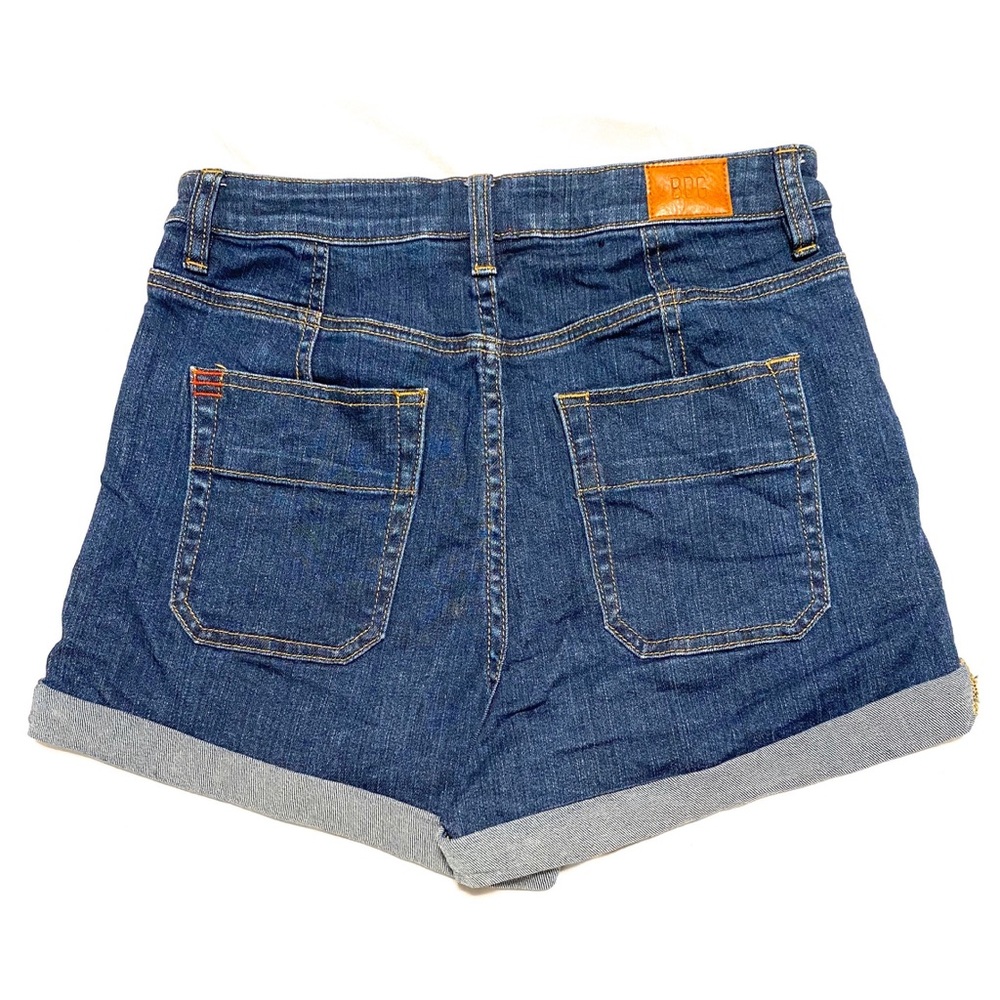 UO BDG High Rise Pin Up Short-28 - Picture 3 of 4